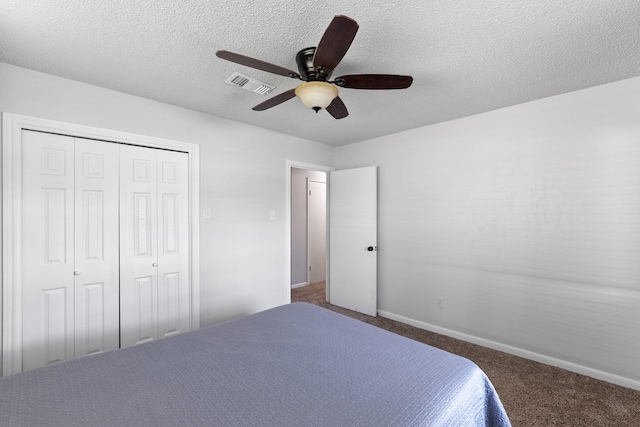 2605 Perry Ln, Alvin, TX 77511 - bedroom with carpet, a closet, and ceiling fan