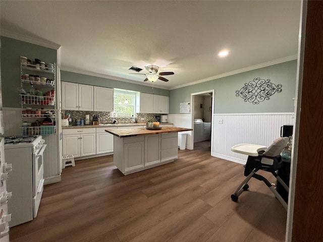 255 Duckett St, El Campo, TX 77437 - photo 4