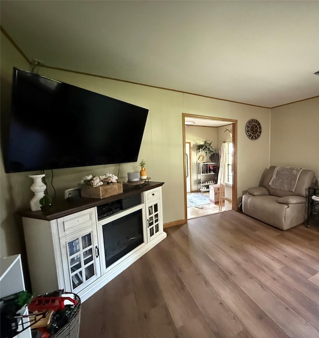 255 Duckett St, El Campo, TX 77437 - photo 8