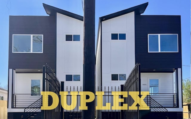 4404 Bond St, Houston, TX 77026