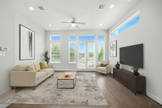 151 E 2nd St, Houston, TX 77007 - living area featuring ceiling fan, wood finished floors, and recessed lighting