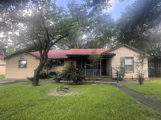 7915 Spivey Rd, Highlands, TX 77562 - photo 1