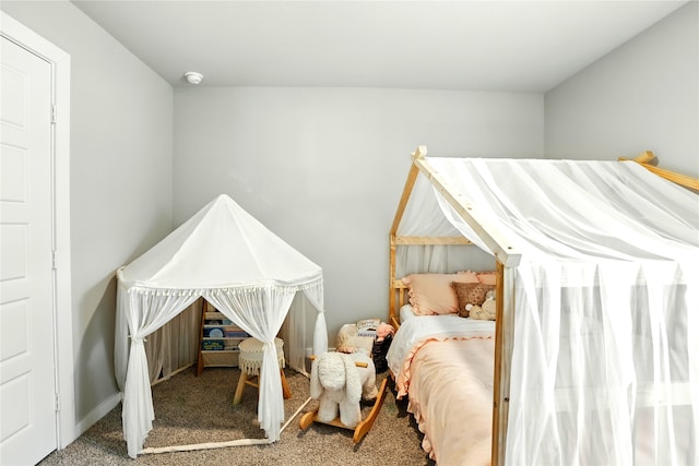 621 Little Spring Ct, Anahuac, TX 77514 - bedroom featuring carpet and baseboards