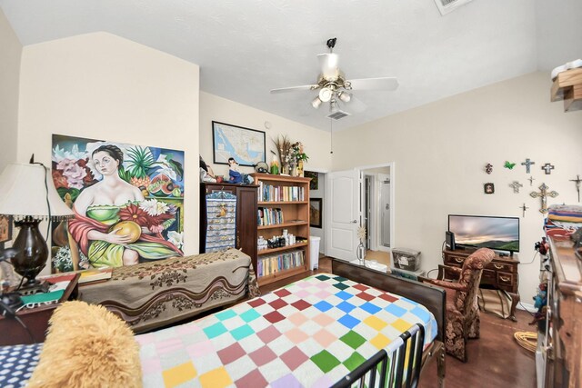 7807 Board Xing, Conroe, TX 77304 - bedroom with ceiling fan
