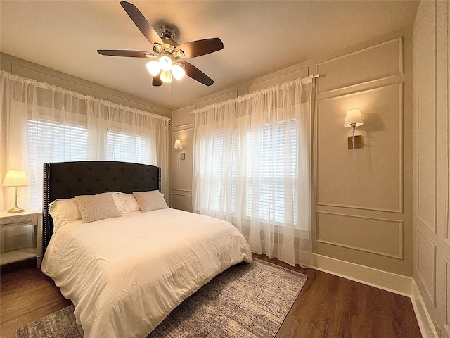 338 Cortlandt St, Houston, TX 77007 - bedroom with dark wood finished floors and a ceiling fan
