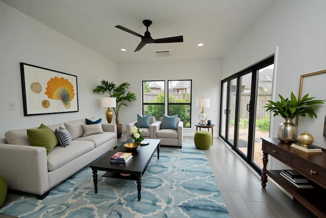 4407 Archer Meadow Ln, Sugar Land, TX 77479 - living area featuring ceiling fan and recessed lighting