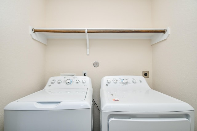15315 Signal Ridge Way, Cypress, TX 77429 - laundry room featuring washer and clothes dryer
