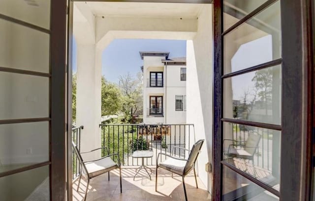 5708 Dolores St Unit A, Houston, TX 77057 - view of balcony