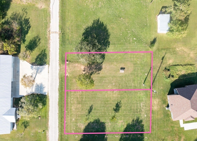 327 Calumet Dr, Palacios, TX 77465
