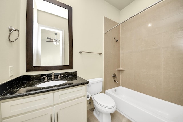5617 Kiam St Unit A, Houston, TX 77007 - full bathroom with vanity, washtub / shower combination, and ceiling fan