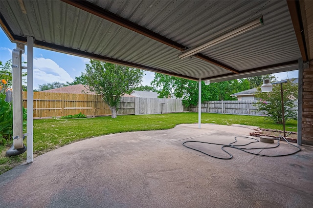 5615 Briarwood Forest Dr, Houston, TX 77088 - fenced backyard featuring a patio area