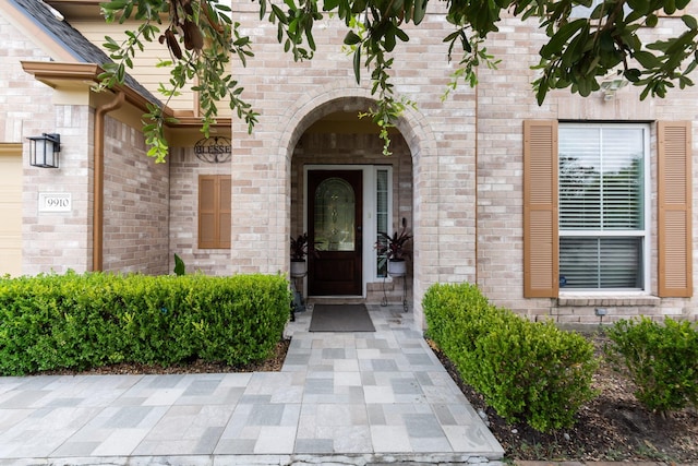 9910 Tulip, Conroe, TX 77385 - property entrance with brick siding