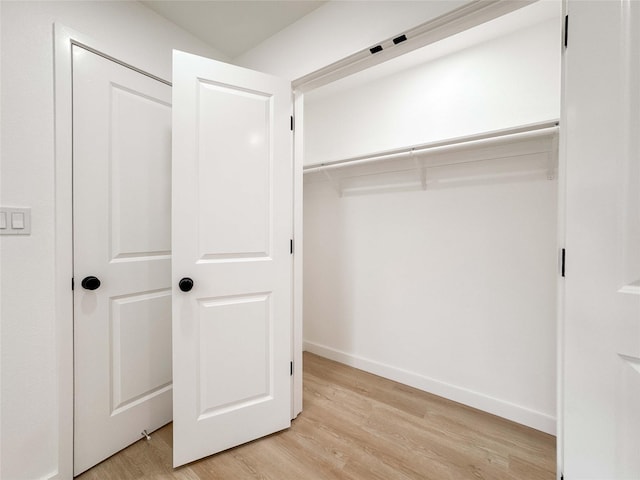 5754 Belneath St, Houston, TX 77033 - photo 15