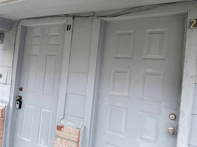 2712/2716 Berry St, Houston, TX 77004 - entrance to property