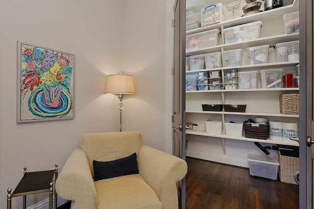 227 Starlight Pl, The Woodlands, TX 77380 - sitting room with wood finished floors