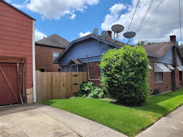 4301 Canal St, Houston, TX 77003 - view of side of home with brick siding