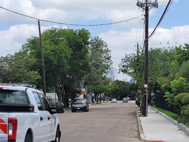 4301 Canal St, Houston, TX 77003 - view of road featuring curbs and street lights