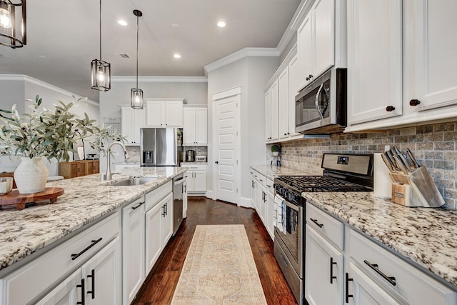 2006 Laurie Darlin Dr, Conroe, TX 77384 - photo 18