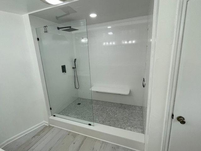 3419 Willowrun Dr, Montgomery, TX 77356 - full bath featuring a walk in shower, wood finished floors, and recessed lighting