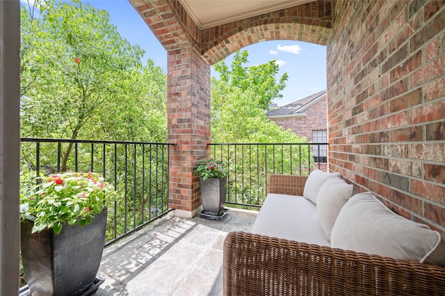 2614 Yoakum Blvd, Houston, TX 77006 - view of balcony
