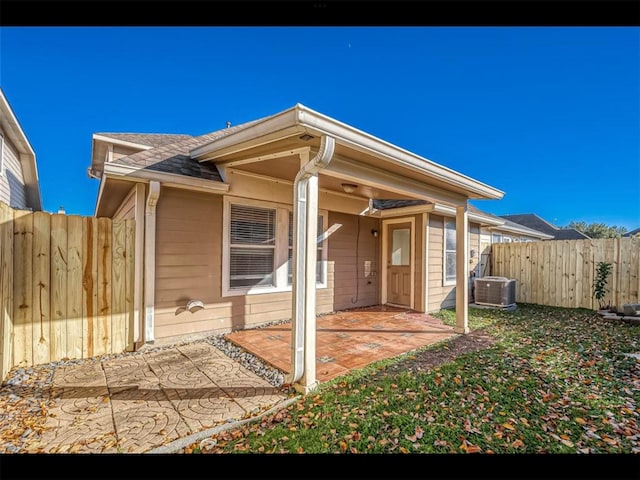 10819 Waterfern Ct, Houston, TX 77064 - photo 36