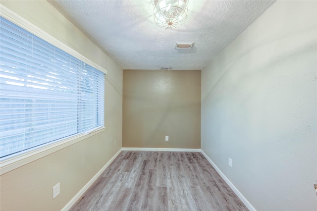17043 Coachmaker Dr, Friendswood, TX 77546 - photo 9