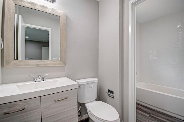 7918 Battleoak Dr, Houston, TX 77040 - bathroom with vanity, wood finished floors, and shower / tub combination