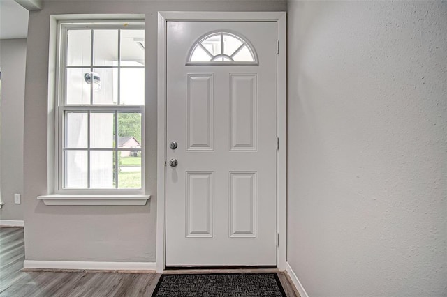 7918 Battleoak Dr, Houston, TX 77040 - foyer entrance featuring wood finished floors and plenty of natural light