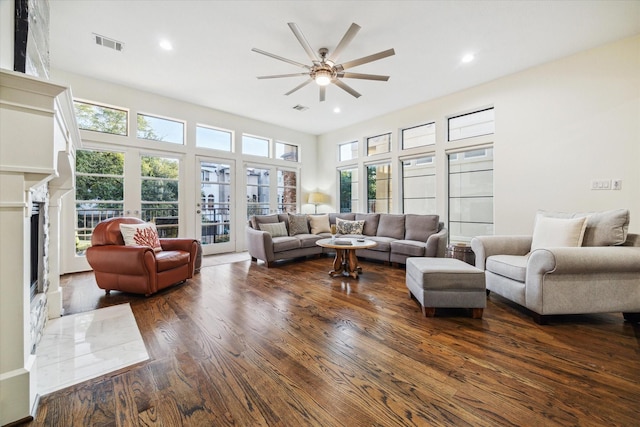 6410 Rodrigo St Unit B, Houston, TX 77007 - living room with plenty of natural light, ceiling fan, dark wood-type flooring, and recessed lighting