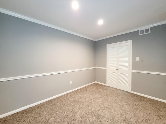 2600 Bellefontaine St Unit A21, Houston, TX 77025 - carpeted empty room featuring crown molding and recessed lighting