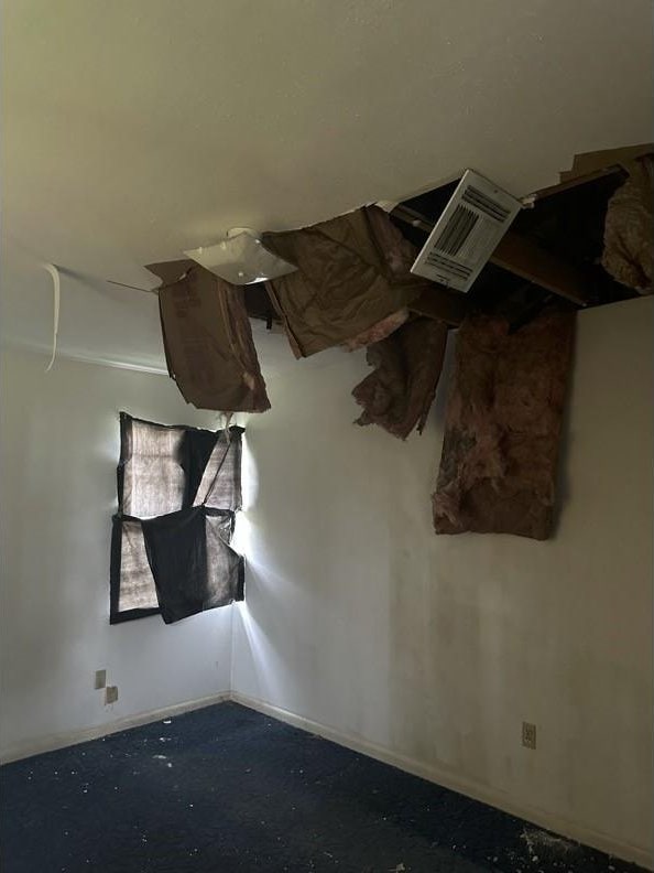 4625 Los Angeles St, Houston, TX 77026 - unfurnished bedroom featuring baseboards