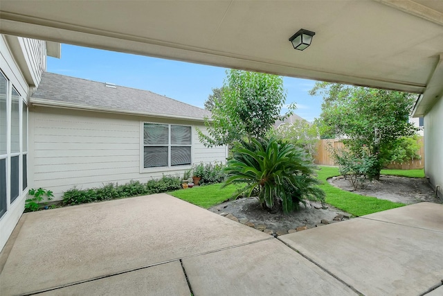 3705 Canterbury Park Dr, Pearland, TX 77584 - view of patio / terrace