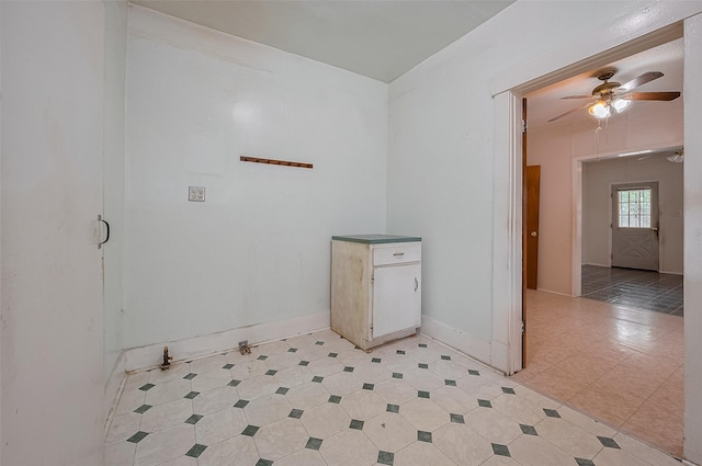 512 Threlkeld St, Houston, TX 77007 - washroom featuring ceiling fan and baseboards