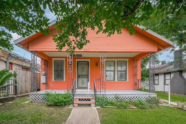 512 Threlkeld St, Houston, TX 77007 - view of front of property with covered porch