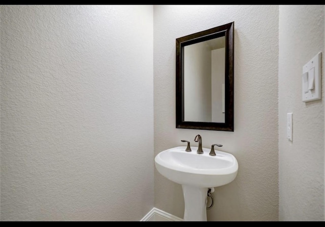 5011 Anthony Springs Ln, Sugar Land, TX 77479 - view of bathroom