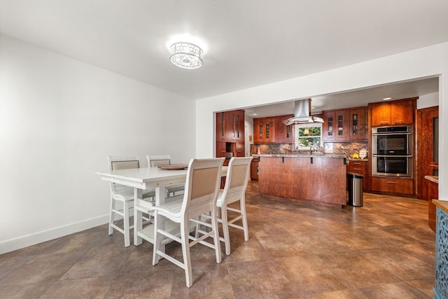 7306 Creek Crest Dr, Houston, TX 77095 - dining area with baseboards