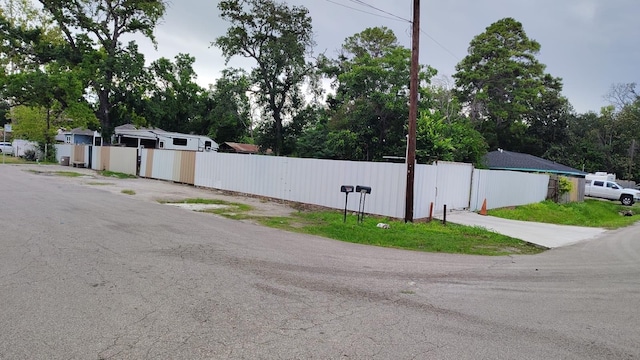 7445 Laura Koppe Rd, Houston, TX 77028