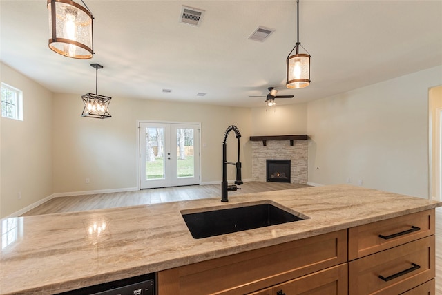 217 E Southland Ave, Alvin, TX 77511 - photo 9