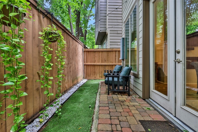 1002 Shepherd Oaks Dr, Houston, TX 77018 - view of patio / terrace