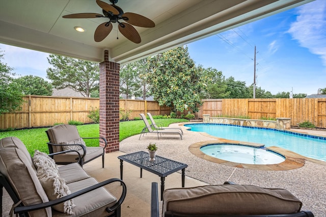 5222 Arcadia Glen Ln, Katy, TX 77494 - view of pool featuring a fenced backyard, a patio area, an in-ground hot tub, and a ceiling fan