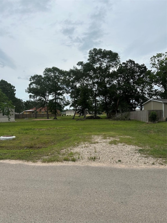 672 Wexford Dr, Conroe, TX 77303
