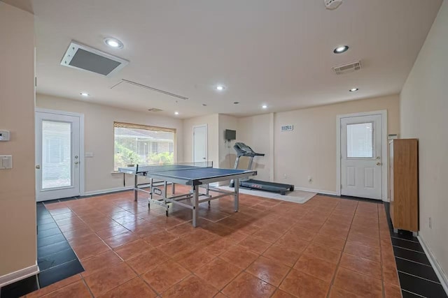 13115 Apple Tree Rd, Houston, TX 77079 - recreation room with tile patterned flooring and recessed lighting