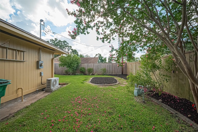 5049 De Milo Dr, Houston, TX 77092 - view of fenced backyard