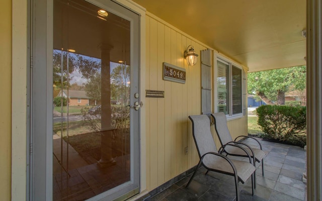 5049 De Milo Dr, Houston, TX 77092 - view of porch