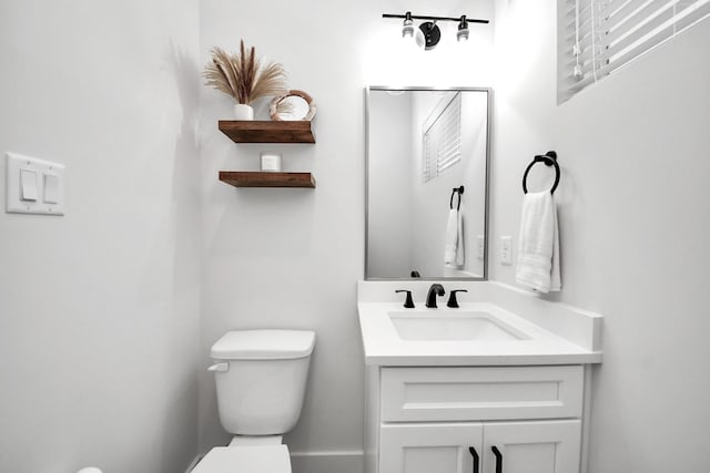 5502 Wheatley St Unit B, Houston, TX 77091 - bathroom with toilet and vanity