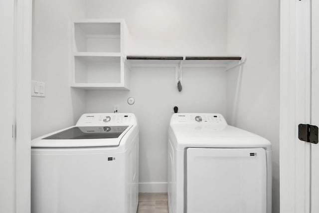 5502 Wheatley St Unit B, Houston, TX 77091 - washroom featuring washer and clothes dryer
