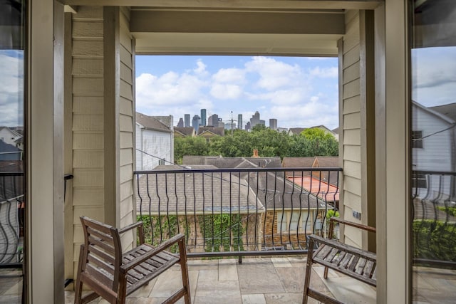 1013 Crocker St, Houston, TX 77019 - balcony featuring a view of skyline