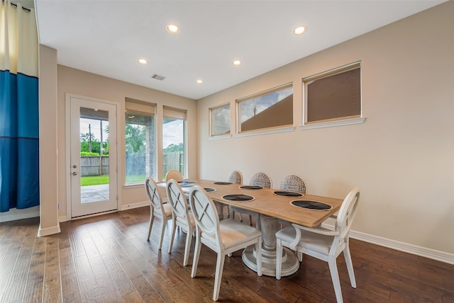 14062 Dunsmore Landing Dr, Houston, TX 77059 - dining area with wood finished floors and recessed lighting