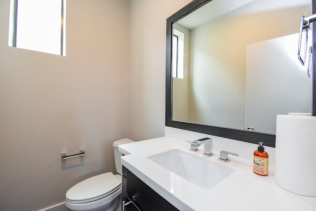 5638 Petty St Unit B, Houston, TX 77007 - bathroom with plenty of natural light and vanity