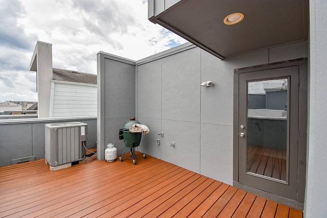 5638 Petty St Unit B, Houston, TX 77007 - wooden deck with a grill